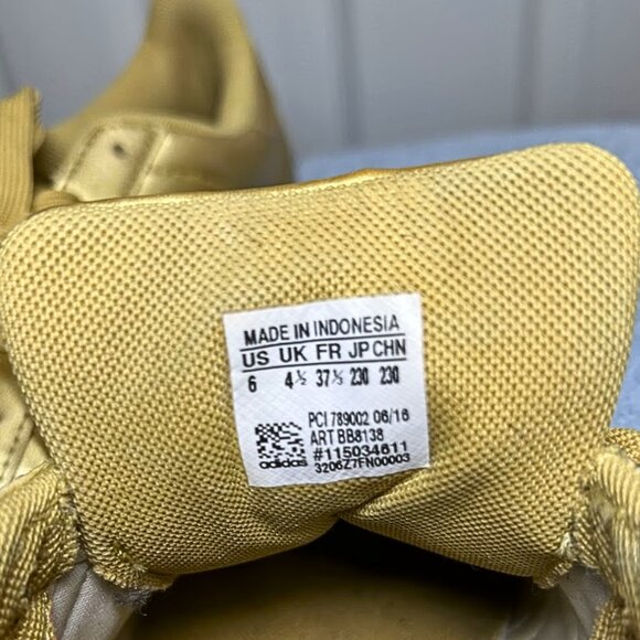 Adidas Superstar Gold Metallic Sneakers Size - Picture 5 of 5